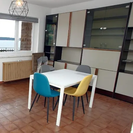 Vintage With Amazing Sea View Mo
