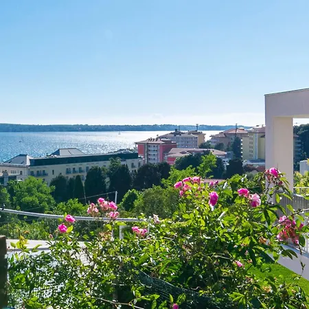 Apartment Vintage Apartma S Cudovitim Pogledom Na Morje Mo - Vintage With Amazing Sea View Mo *