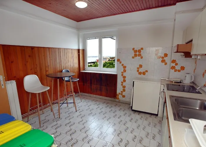 Vintage With Amazing Sea View Mo