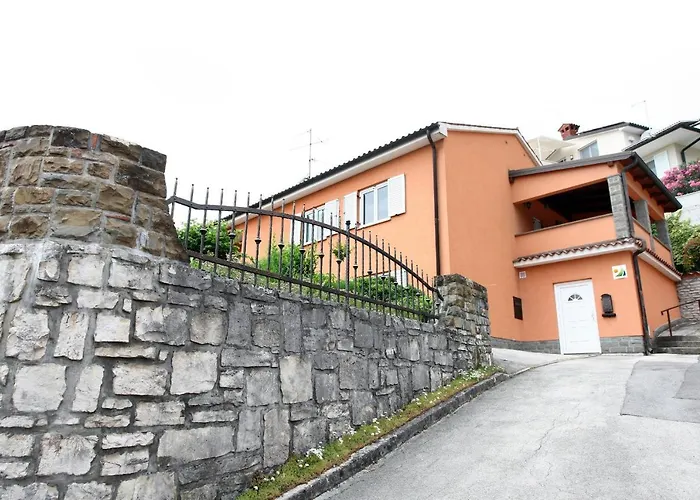 Vintage With Amazing Sea View Mo *